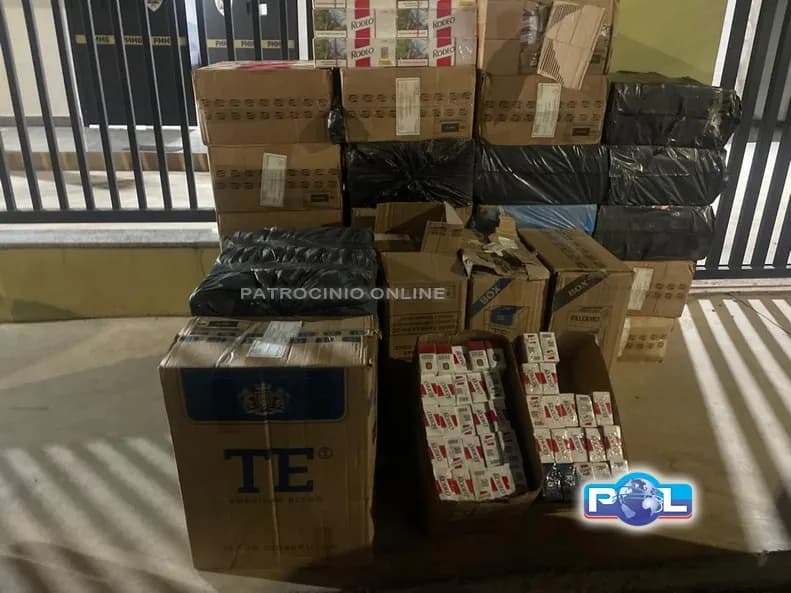 Homem tenta aproveitar outra abordagem para passar por blitz, mas acaba preso com cigarros contrabandeados na MG-235