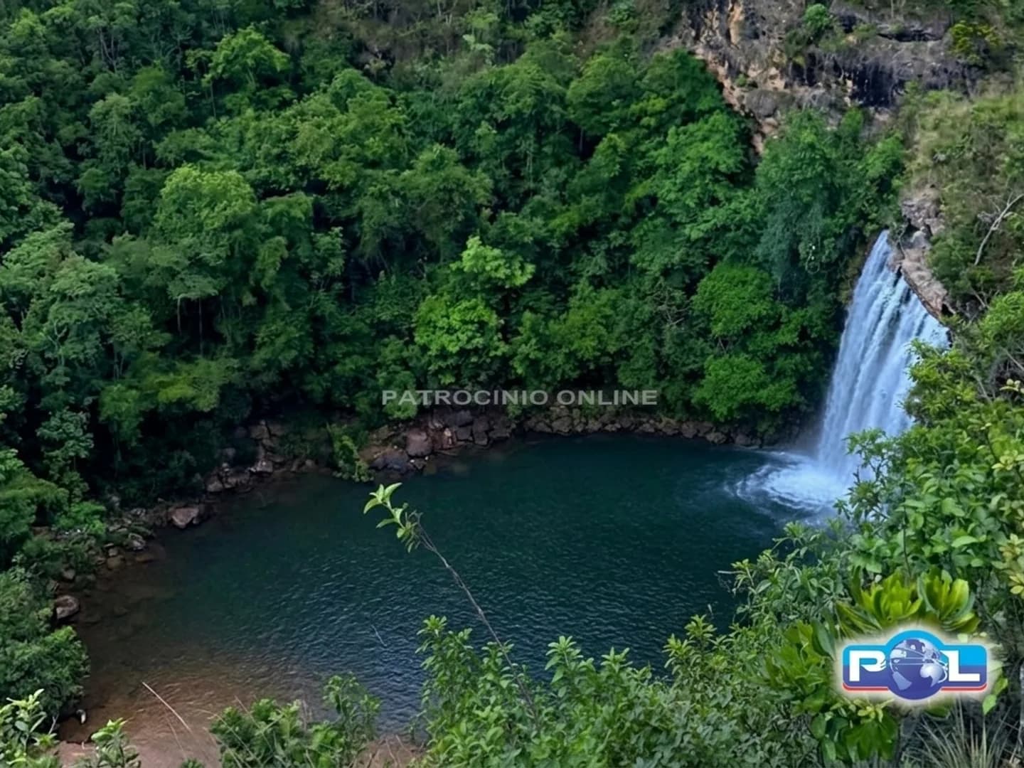 Jovem desaparece após possível afogamento na Cachoeira dos Borges