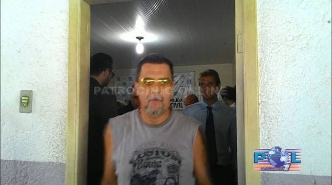 Júlio Elias consegue alvará de soltura