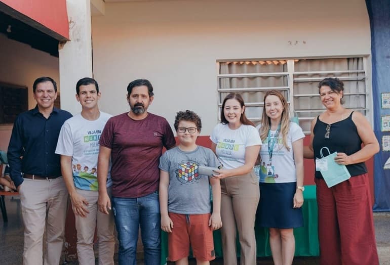 Edição 2026 do projeto Veja um Mundo Melhor do Sicoob Coopacredi é concluída com a entrega gratuita de 89 óculos