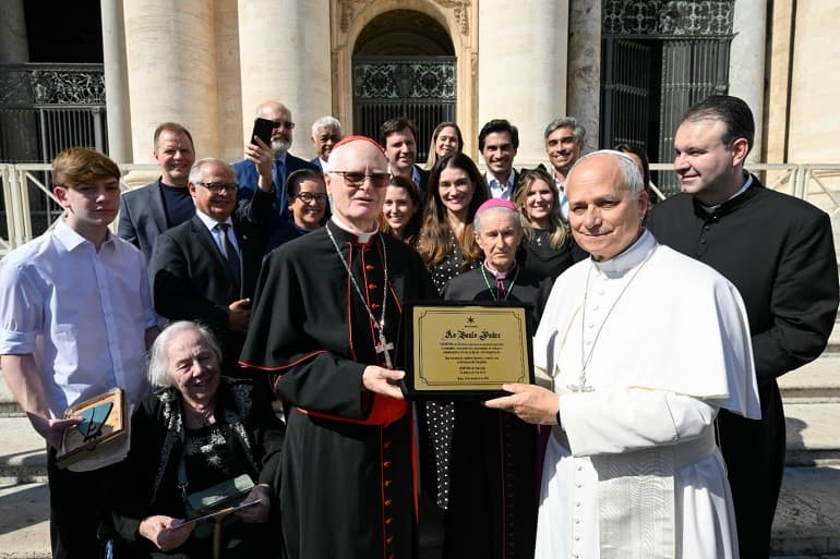 Cardeal de São Paulo, arcebispo de Uberaba e demais integrantes do INBRAC participam de Audiência Geral com o Papa Leão XIV