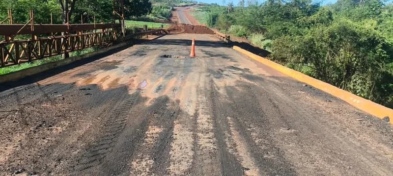 Ponte na AMG-2560 no município de Delta é interditada e motoristas devem utilizar desvios