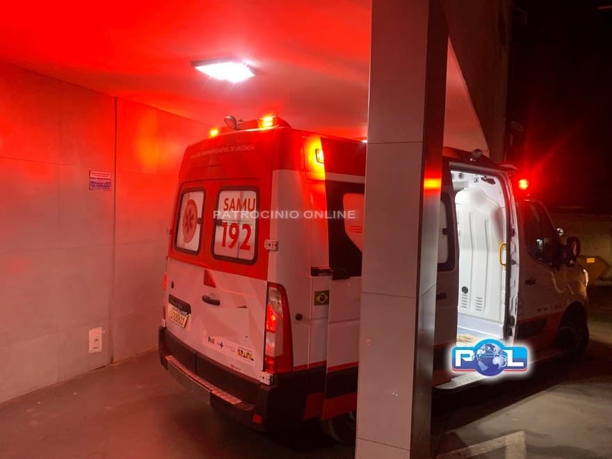 Idoso morre na UFU em Uberlândia após ser atropelado por motocicleta na Avenida Marciano Pires
