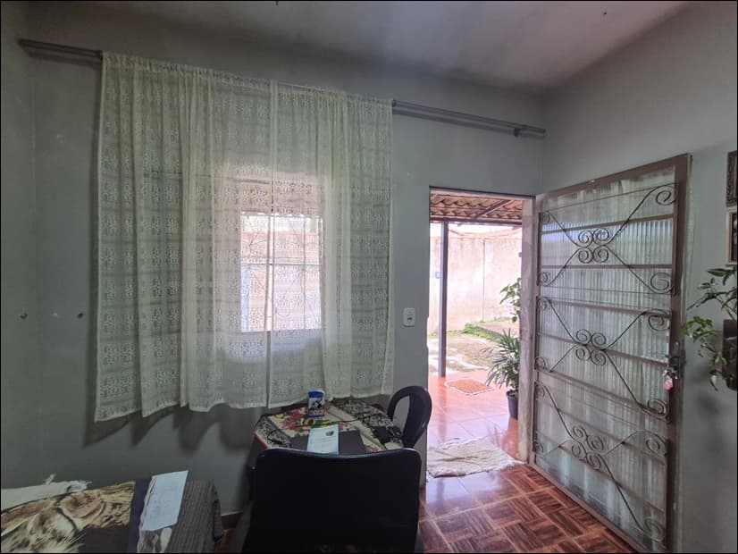 Corretores de Imóveis: Vende-se: Casa no Morada Nova 2.