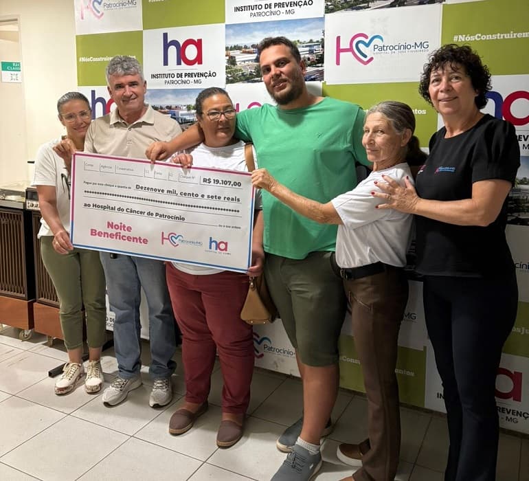Noite Beneficente arrecada R$ 19 mil para o Hospital do Câncer de Patrocínio