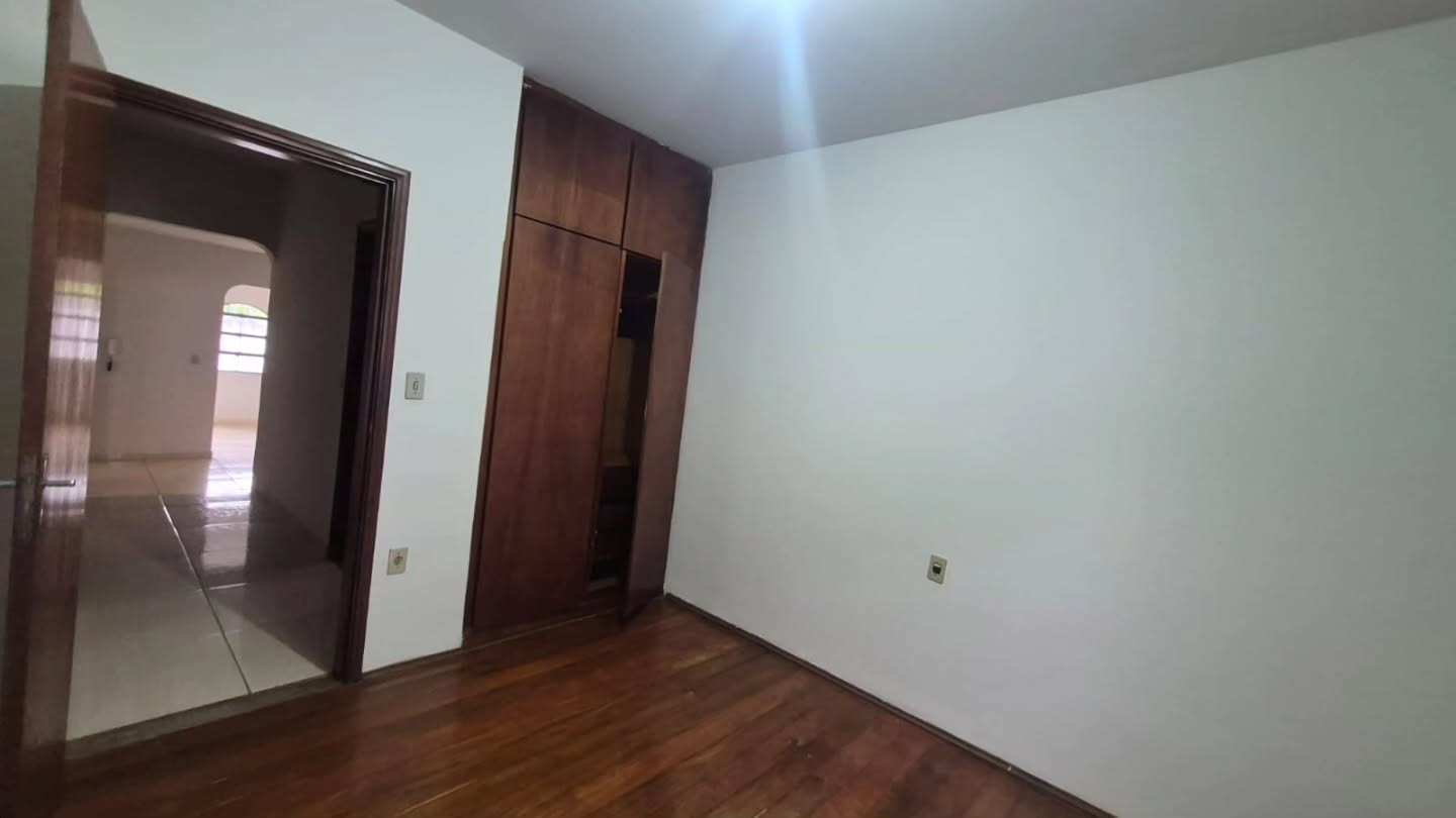 Imobiliária União Negócios: Aluga-se casa no Centro.: foto 7