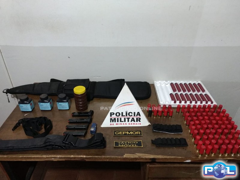 Militares encontraram em casa de suspeito de homicídio grande arsenal: foto 2