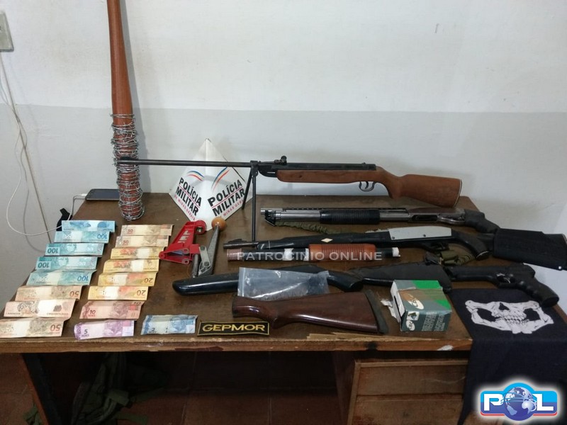Militares encontraram em casa de suspeito de homicídio grande arsenal: foto 6