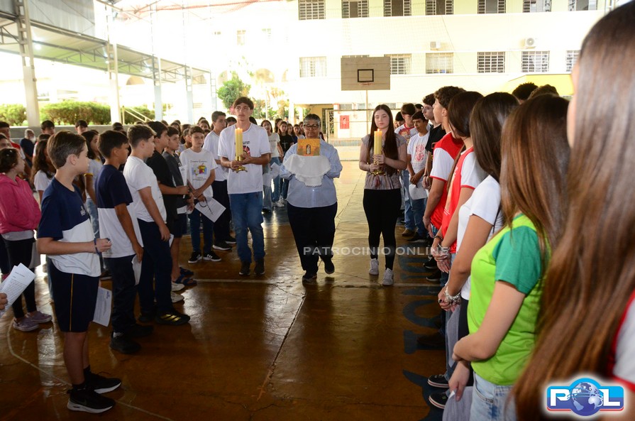 Colégio Berlaar Nossa Senhora do Patrocínio recebe ícone peregrino com presença do bispo diocesano e reúne estudantes em momentos de fé e esperança: foto 4