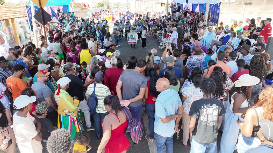 Festa de Nossa Senhora do Rosário é encerrada com participação de fiéis e grupos de Congado no bairro Matinha: foto 6