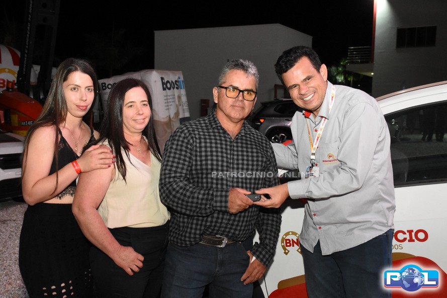 10ª FENABON é encerrada com grande público, negócios, sorteio de Saveiro 0 km e show de Guilherme & Santiago; saiba quem foi o ganhador: foto 2