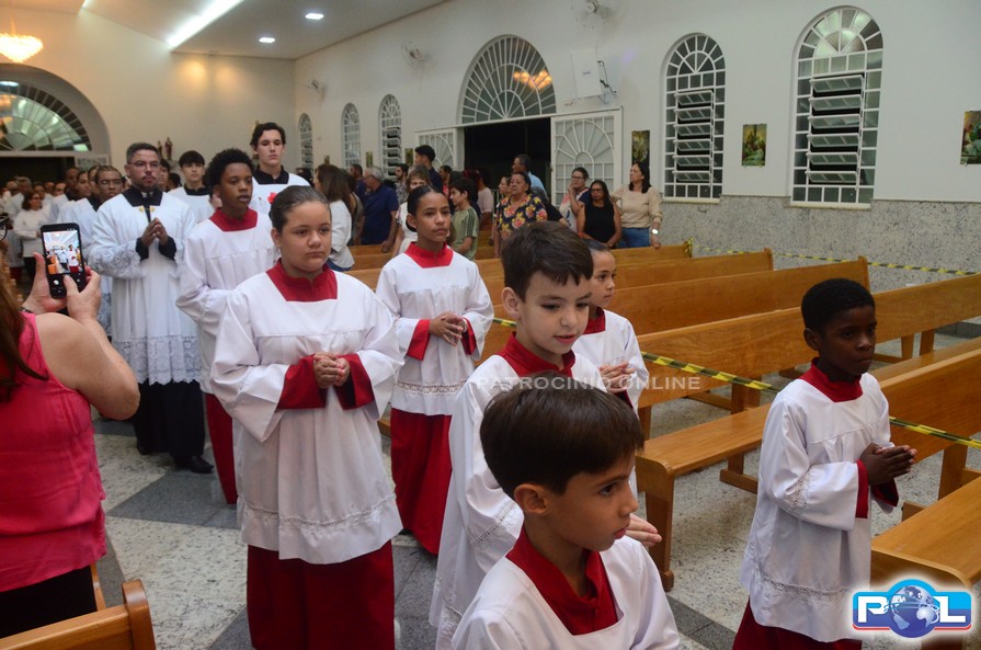 Após anos de construção, Igreja Nossa Senhora do Rosário recebe bênção do bispo diocesano em celebração que marcou a história da comunidade.: foto 5