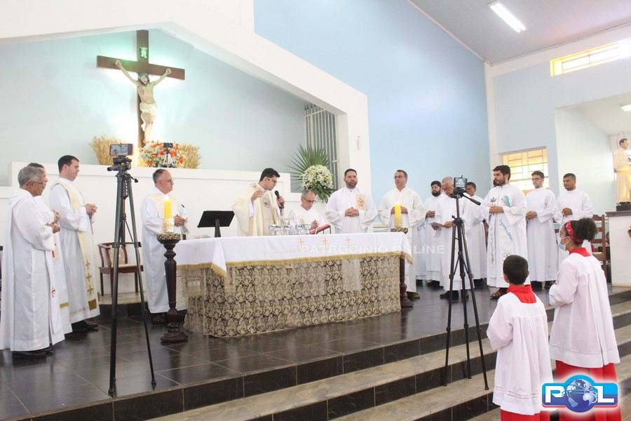 G1 - Padre convoca 'novos treinadores' a acharem pokémons em igreja de SP -  notícias em Santos e Região