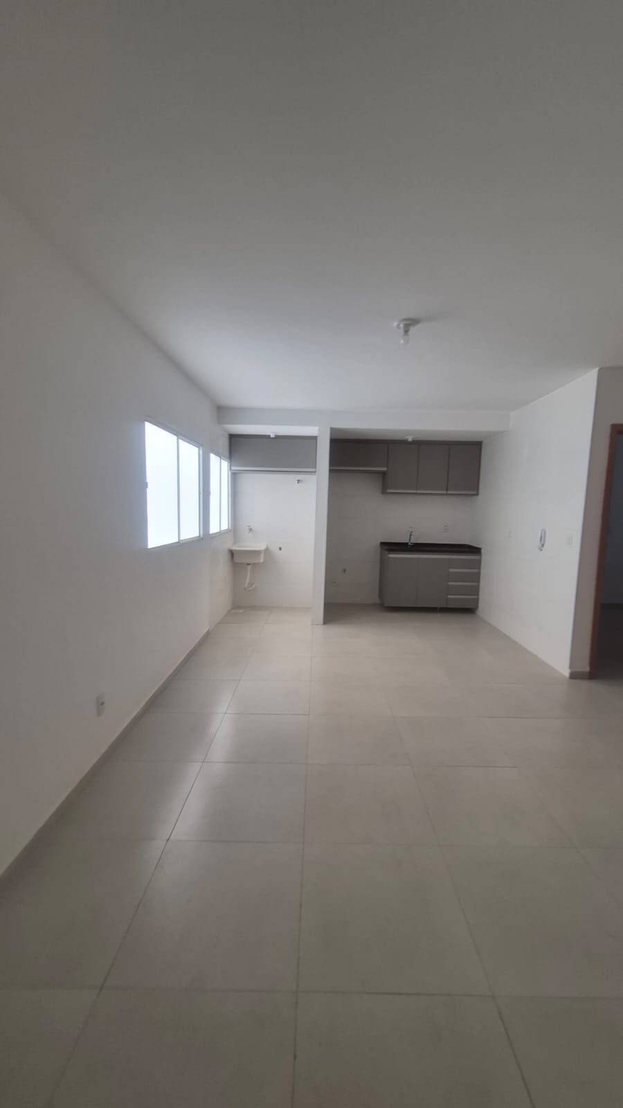 VENDE-SE APARTAMENTO NO CONDOMÍNIO OÁSIS- PATROCINIO- MG